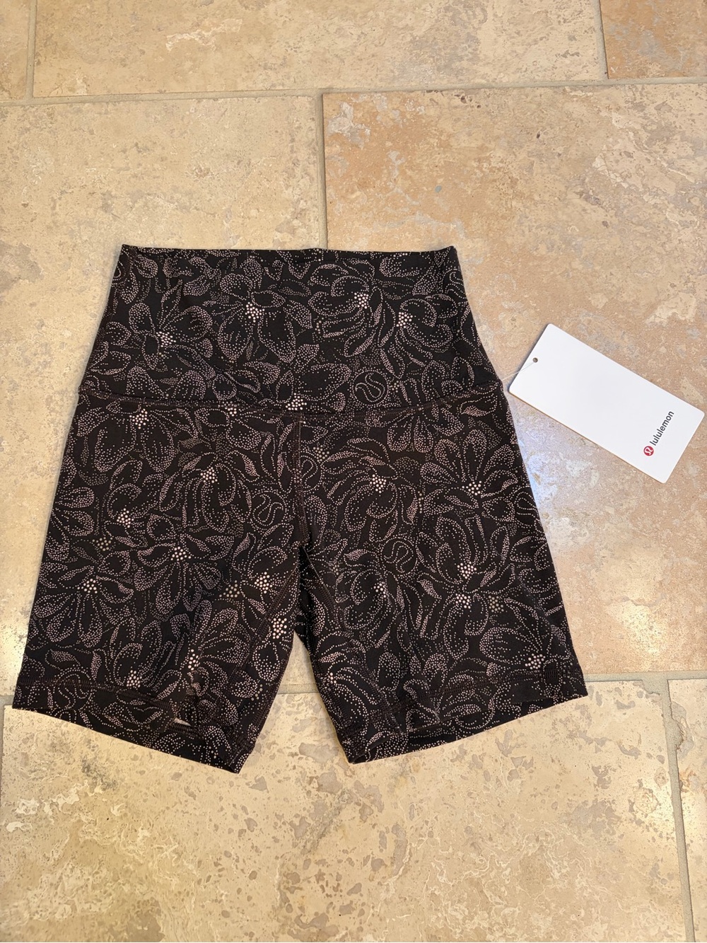 lululemon athletica Align HR Shorts 6”